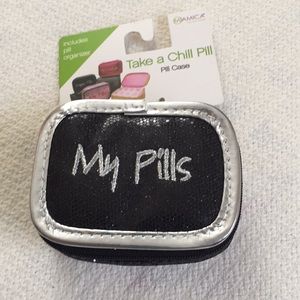 Manica  Take a Chill Pill Case NWT Black